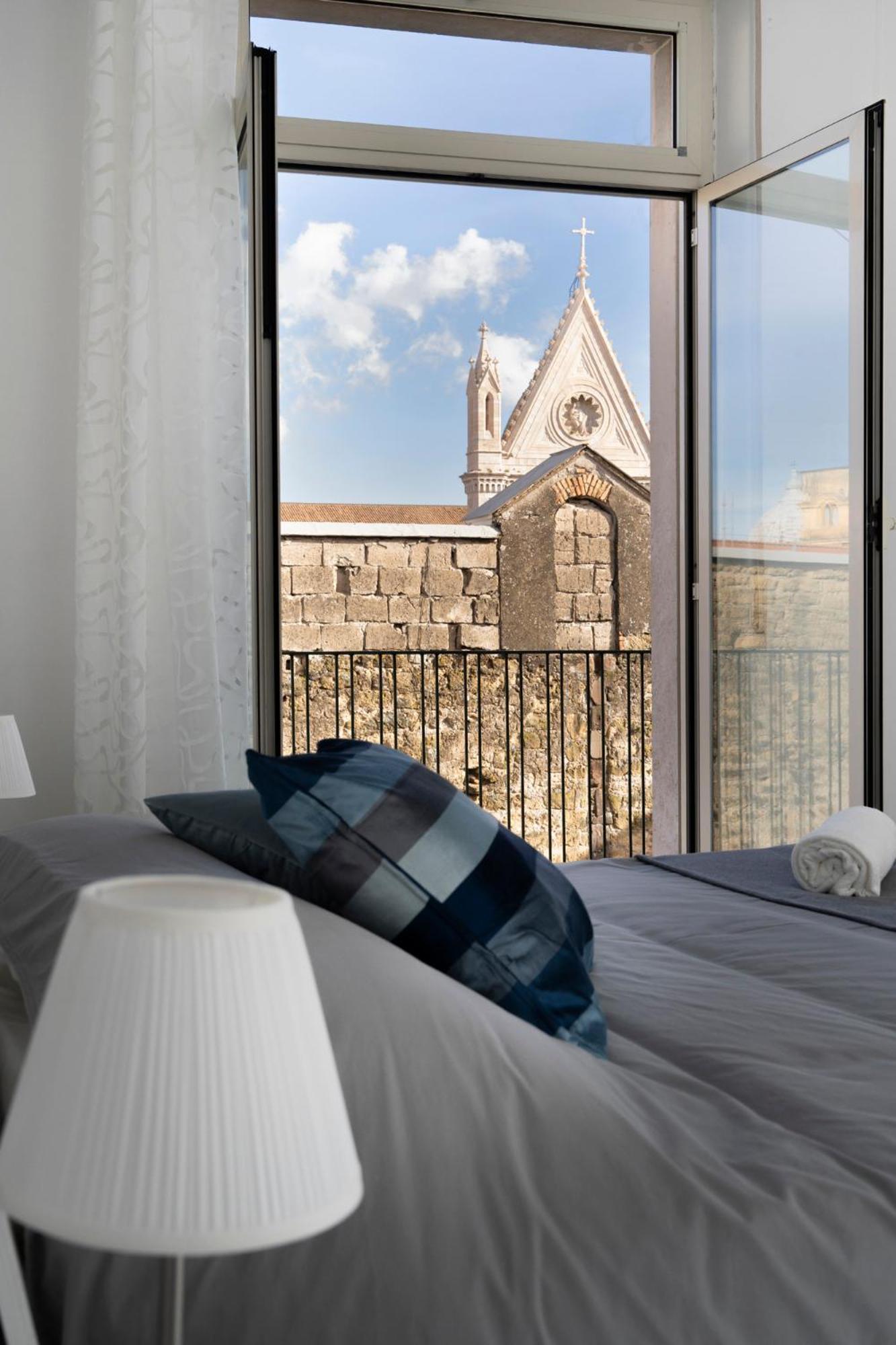 Vista Duomo Apartment Наполи Екстериор снимка