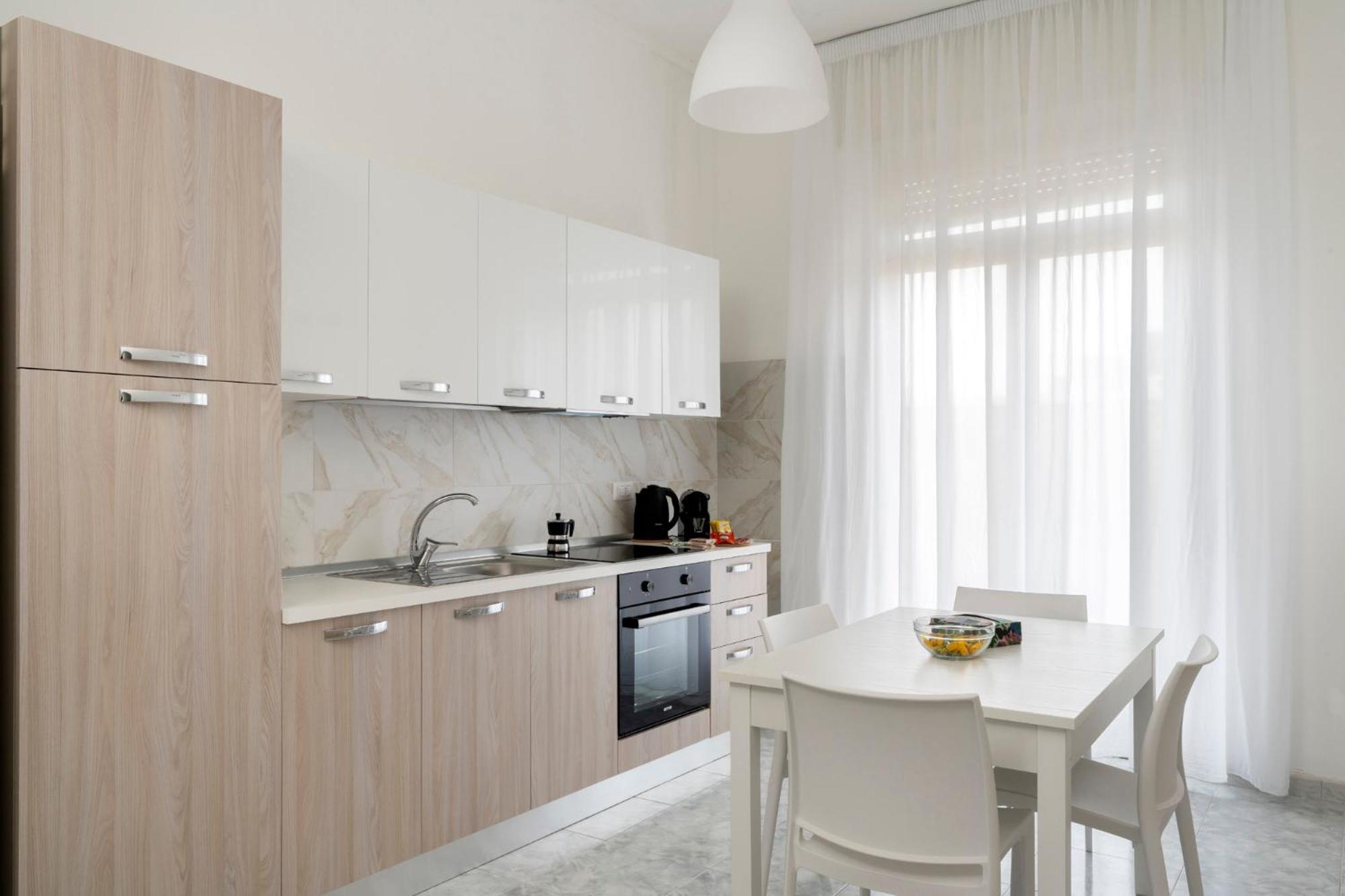 Vista Duomo Apartment Наполи Екстериор снимка